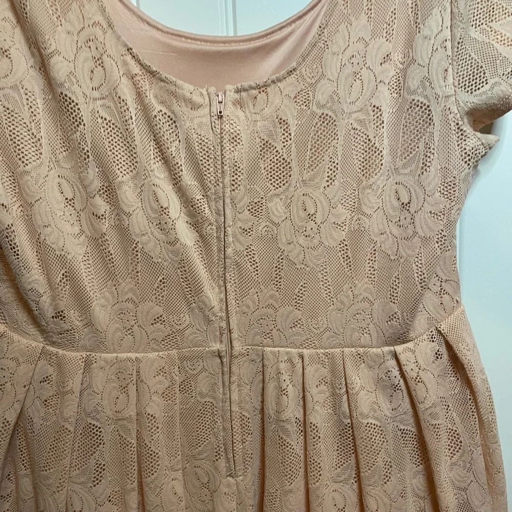 Torrid 16 Blush Lace Tea length Dress Asymmetrical Scalloped hem fully lined - Picture 12 of 15